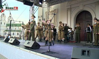 Праздничное выступление ансамбля в Верхнем городе