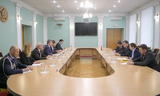 Министр обороны Беларуси встретился с парламентским государственным секретарем Федерального министерства обороны Германии