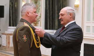 Роберту Ермолкевичу присвоено звание заслуженного врача Беларуси