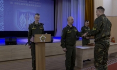 Чествование солдат, увольняемых в запас